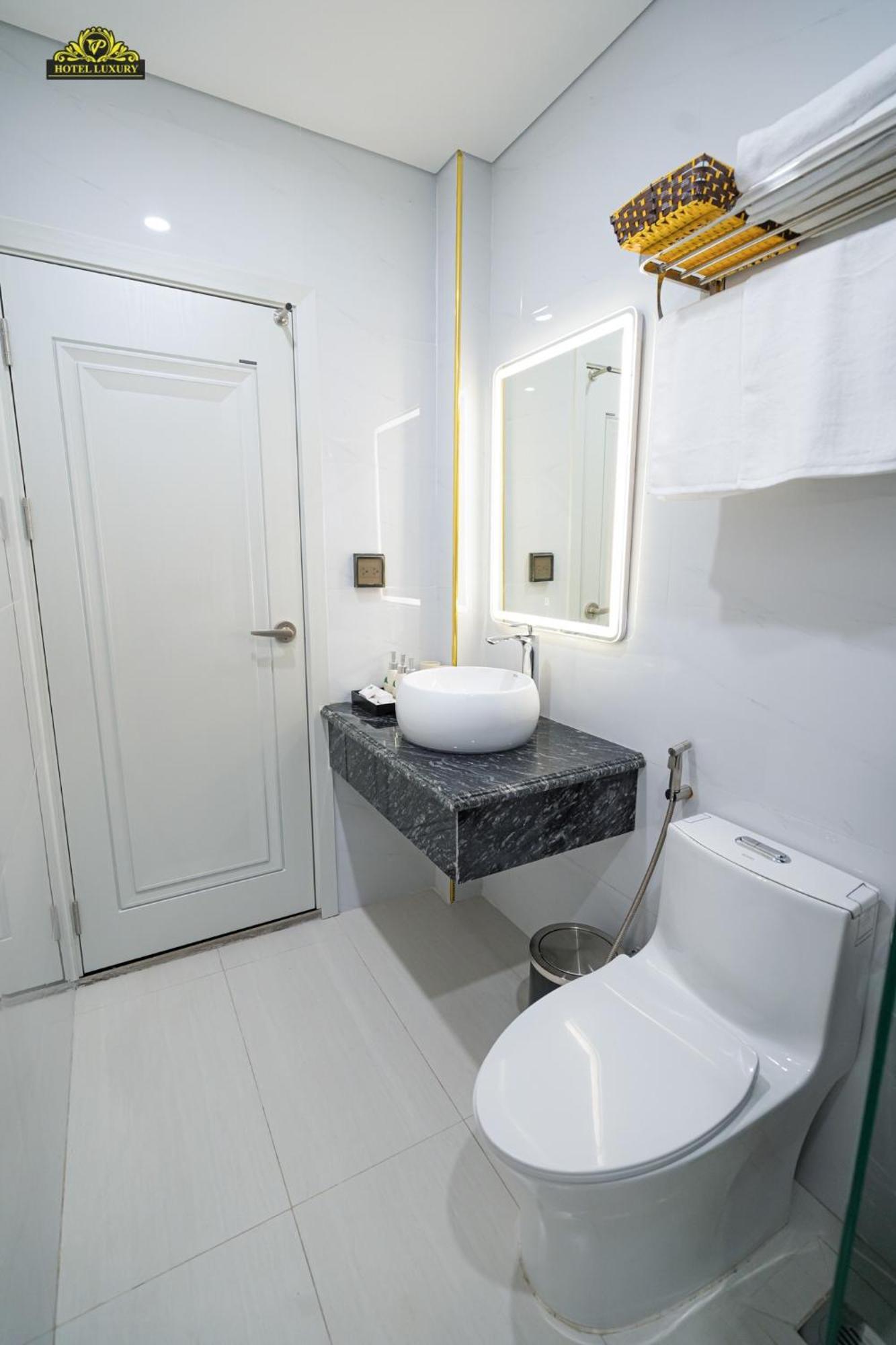 Vp Hotel Luxury Hanoi Exterior photo